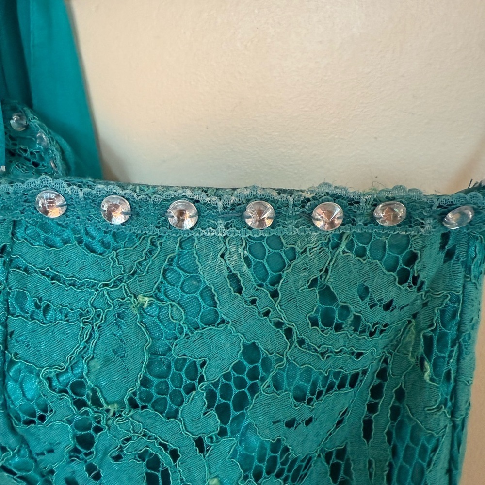 Elegant Teal Lace Evening Gown - Picture 9 of 13